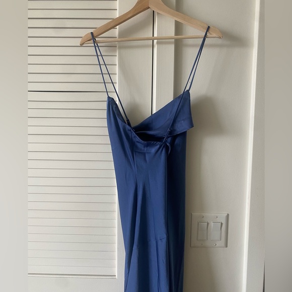 ASTR Gaia midi dress NWT denim color - Picture 3 of 8